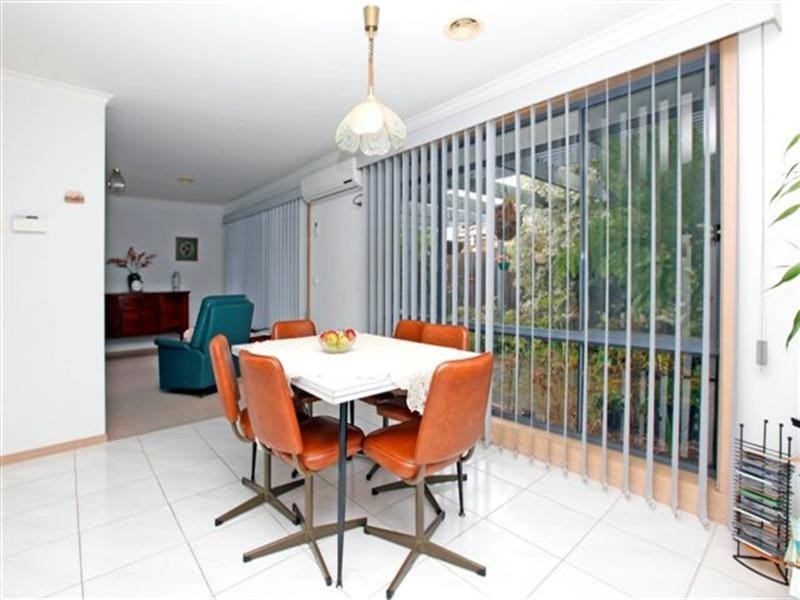 15 Moody Court, Roxburgh Park VIC 3064