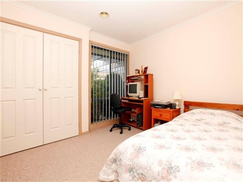 15 Moody Court, Roxburgh Park VIC 3064