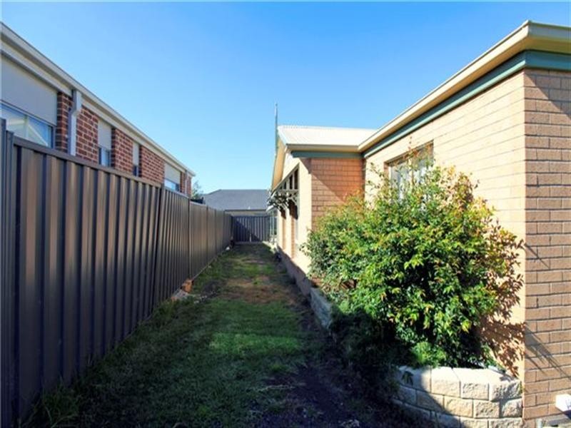 20 Gippsland Way, Craigieburn VIC 3064