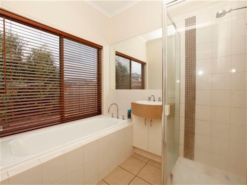 5 Northstead Way, Craigieburn VIC 3064