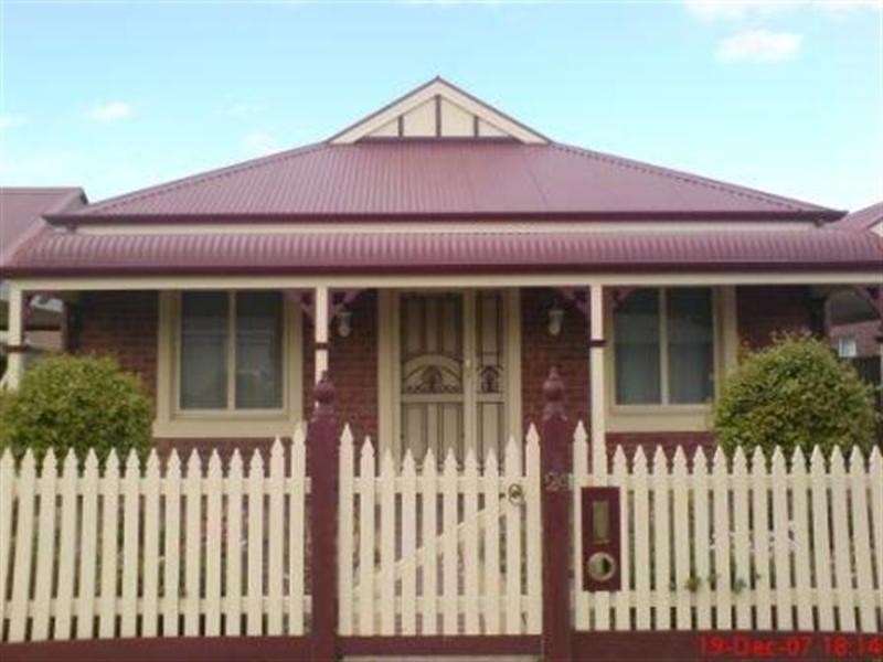 24 Willmott Drive, Craigieburn VIC 3064