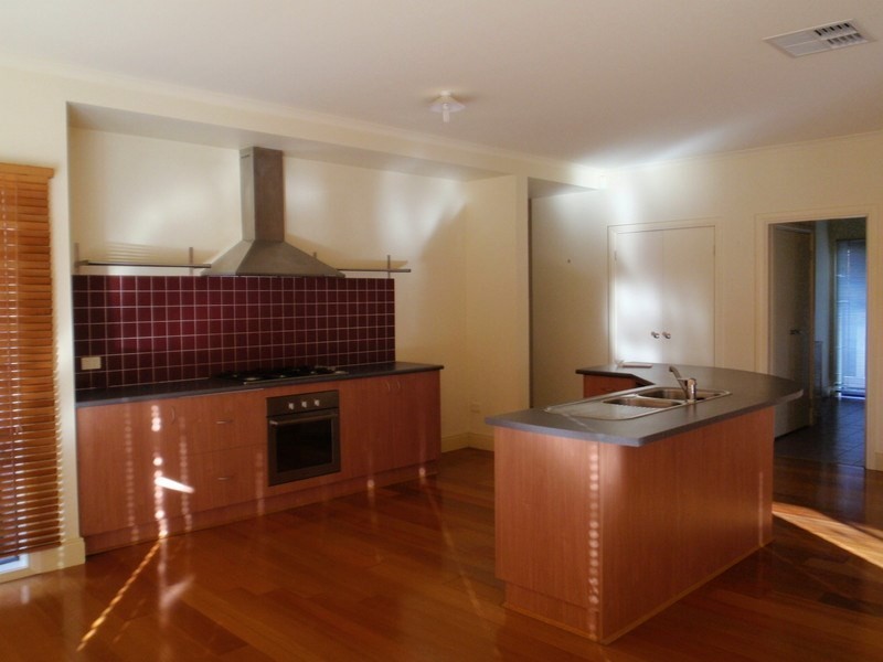 1 Bay Meadow Green, Craigieburn VIC 3064