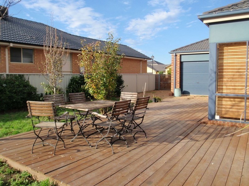 1 Bay Meadow Green, Craigieburn VIC 3064