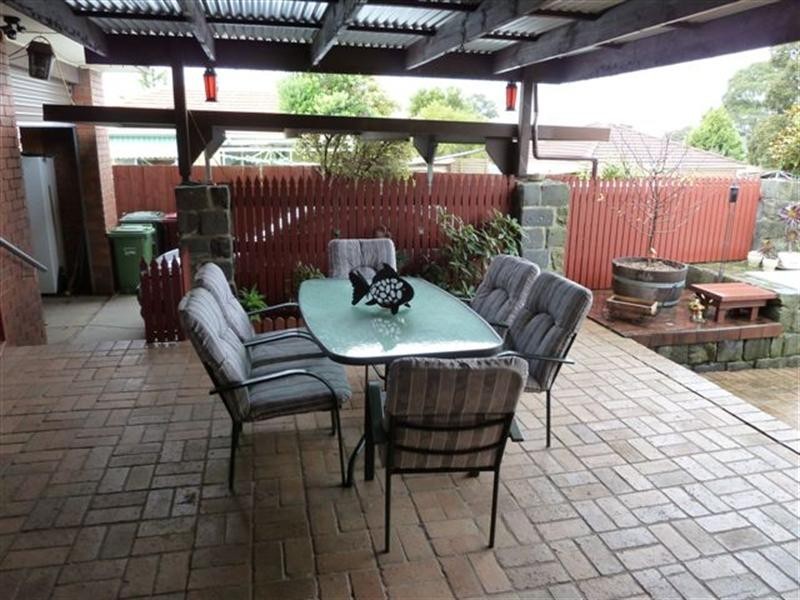 1 Aris Court, Craigieburn VIC 3064