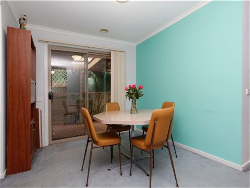 11 Waterford Avenue, Craigieburn VIC 3064