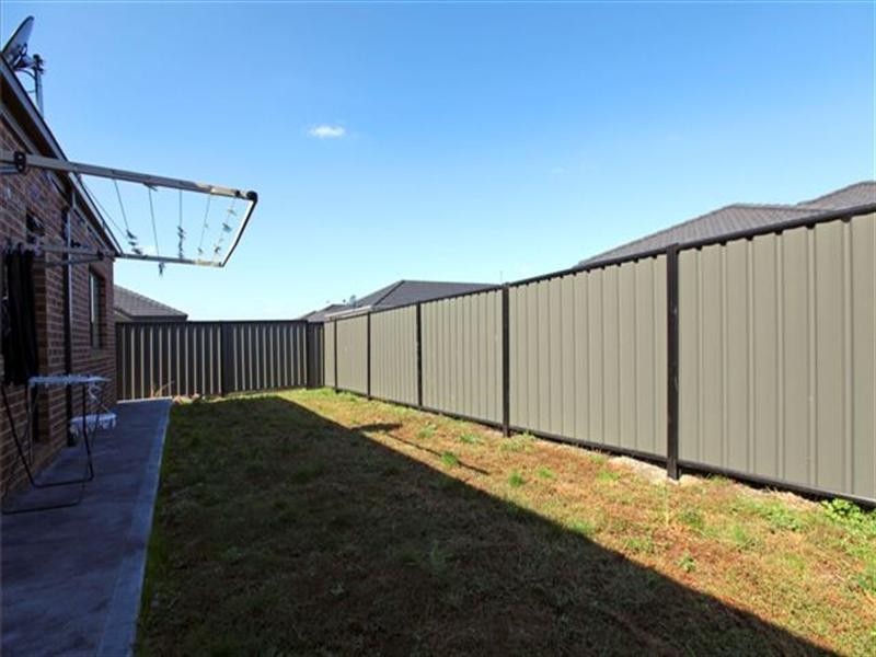 41 Brummel Street, Craigieburn VIC 3064