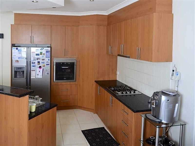 36 Chelsworth Loop, Craigieburn VIC 3064