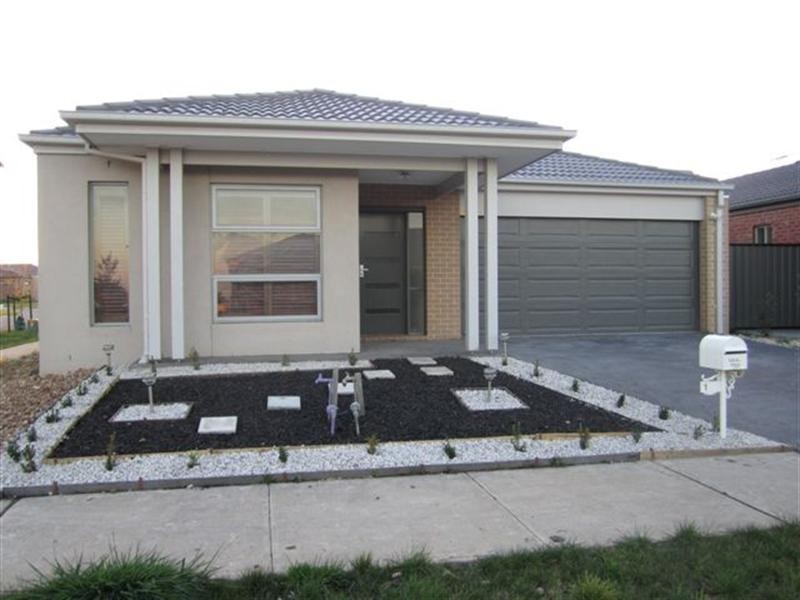 1 Kelway Street, Craigieburn VIC 3064