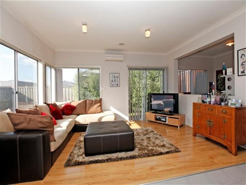 23 The Garlands, Craigieburn VIC 3064