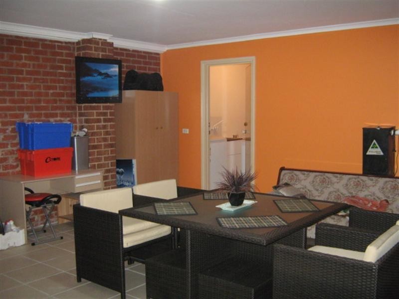 18 Brecon Nook, Craigieburn VIC 3064