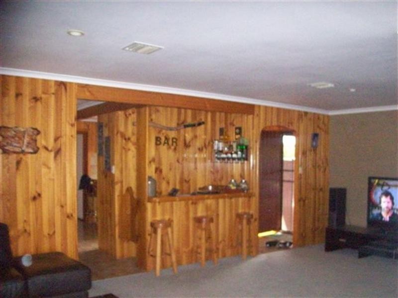 2 Enfield Place, Craigieburn VIC 3064