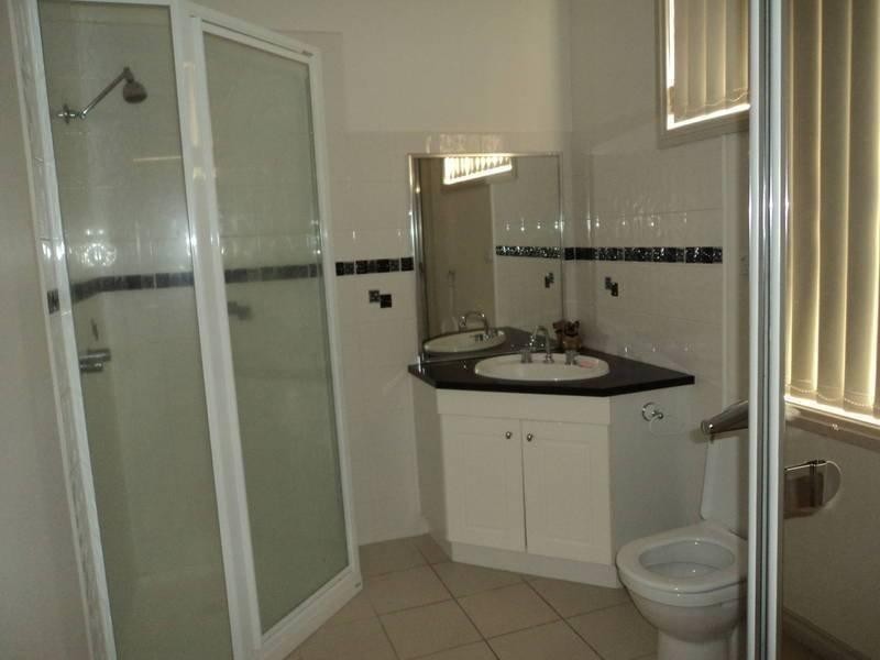 6 Crestwood Lane, Craigieburn VIC 3064