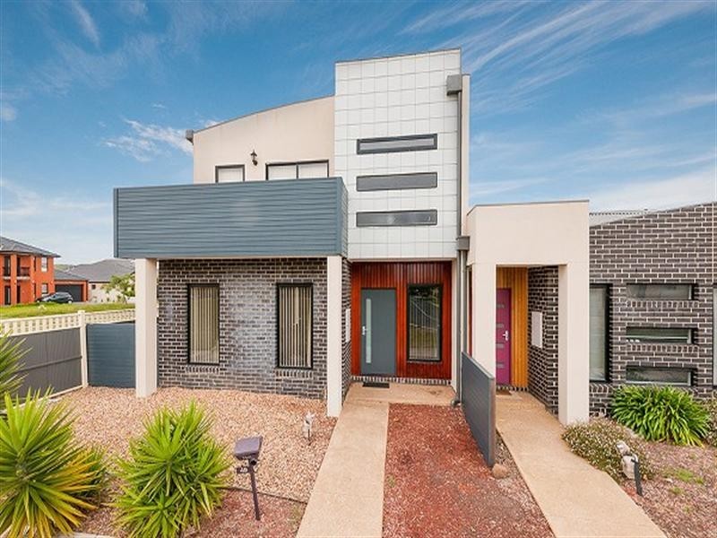 49 Mission Hills Way, Craigieburn VIC 3064