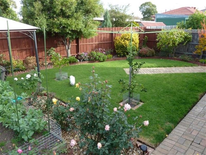 1 Aris Court, Craigieburn VIC 3064