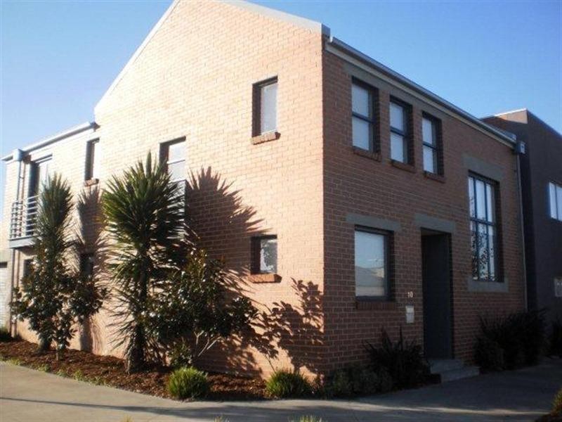 10 Gunning Lane, Craigieburn VIC 3064