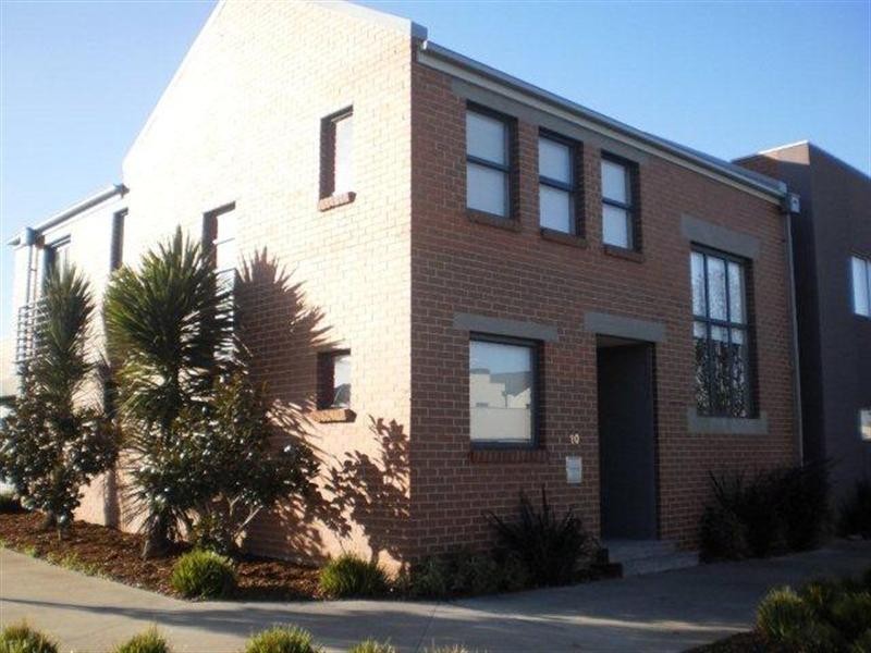 10 Gunning Lane, Craigieburn VIC 3064