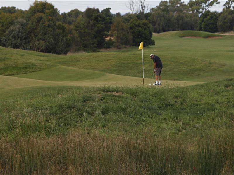 25 Whitewater Court, Sandhurst VIC 3977