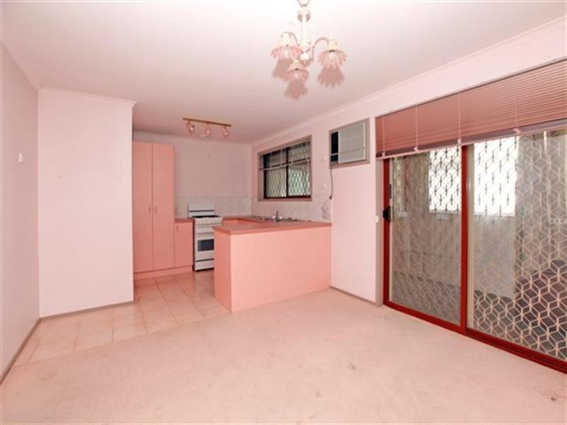 7 Flowers Close, Roxburgh Park VIC 3064