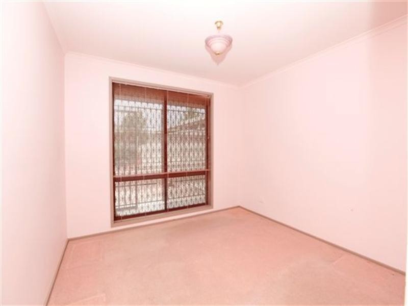 7 Flowers Close, Roxburgh Park VIC 3064