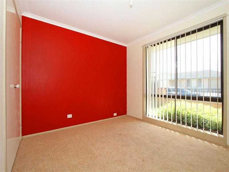 12 Hawker Avenue, Roxburgh Park VIC 3064