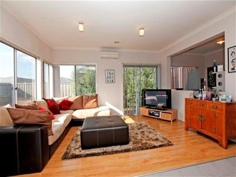 23 The Garlands, Craigieburn VIC 3064