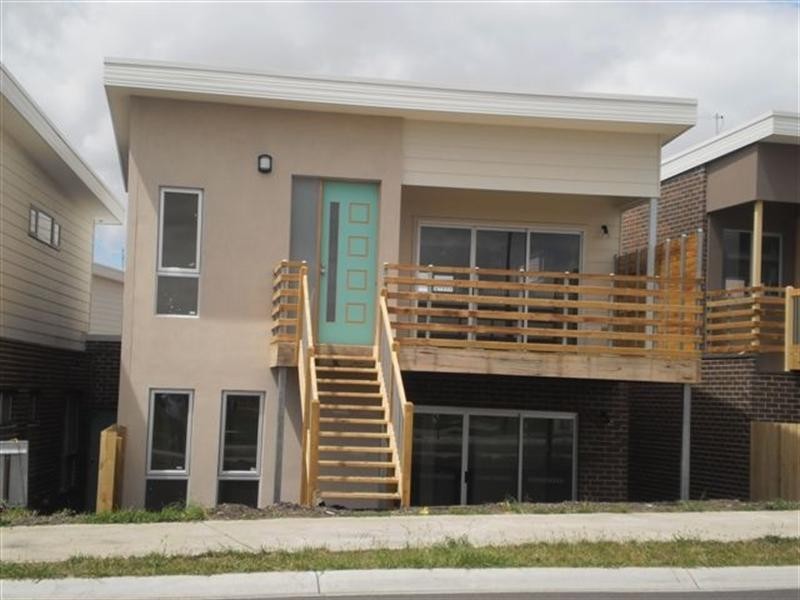 Unit 3/2 Burrora Way, Craigieburn VIC 3064