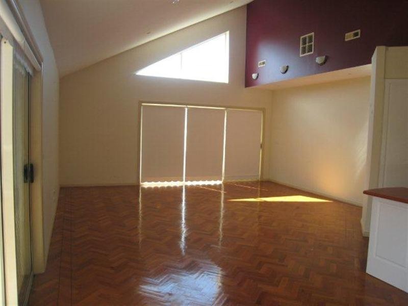 15 Bay Meadow Green, Craigieburn VIC 3064