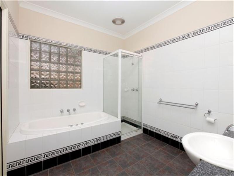 7 Lilac Close, Craigieburn VIC 3064