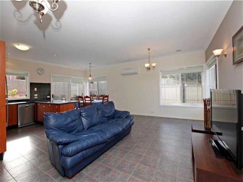 7 Lilac Close, Craigieburn VIC 3064