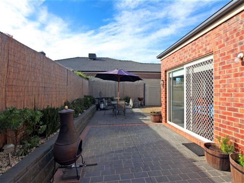 7 Lilac Close, Craigieburn VIC 3064