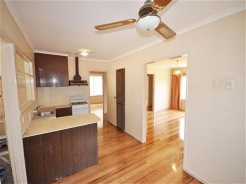 15 Beacon Hills, Craigieburn VIC 3064