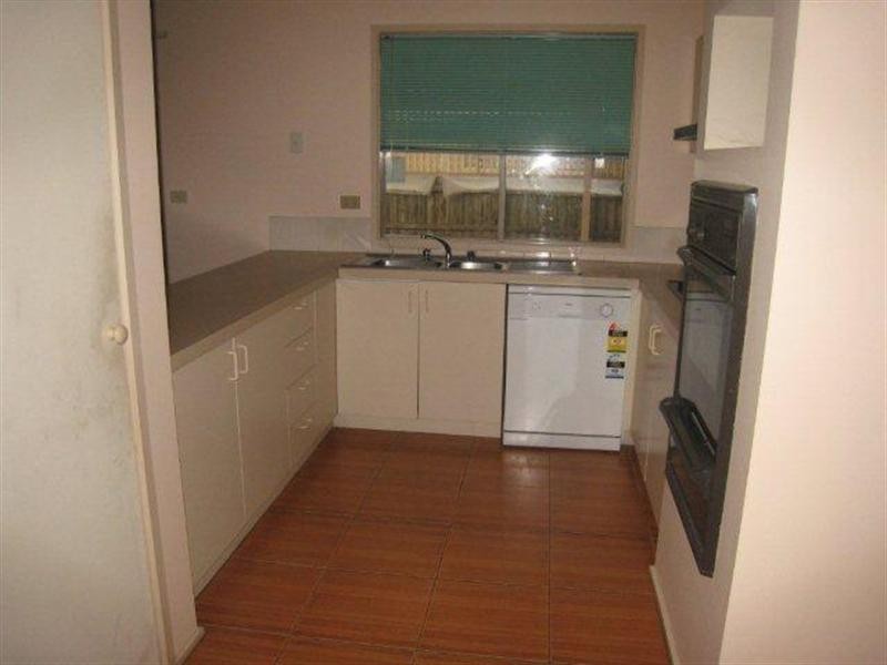 67 Yarcombe Crescent, Craigieburn VIC 3064