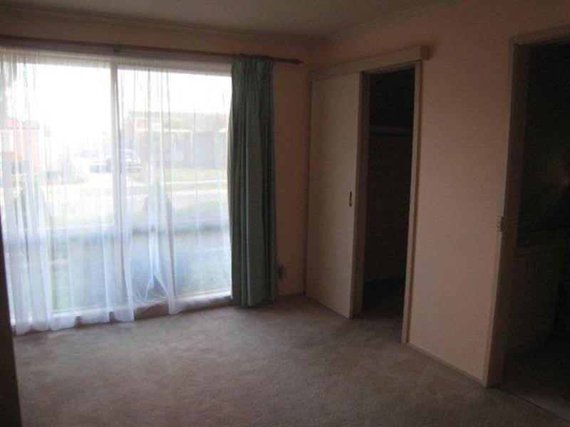 67 Yarcombe Crescent, Craigieburn VIC 3064