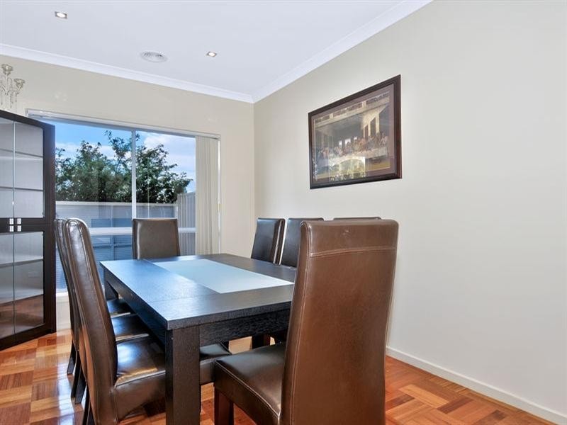 20 Westerfolds Loop, Craigieburn VIC 3064