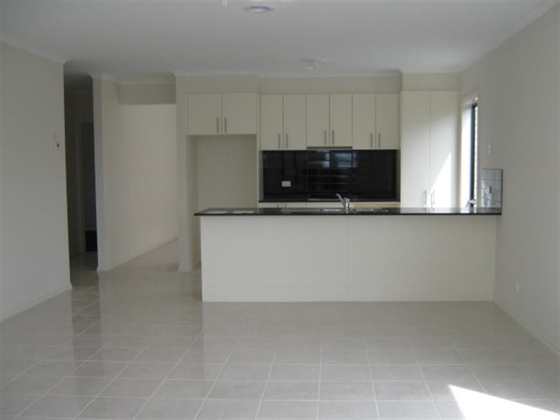 274 WATERVIEW Boulevard, Craigieburn VIC 3064