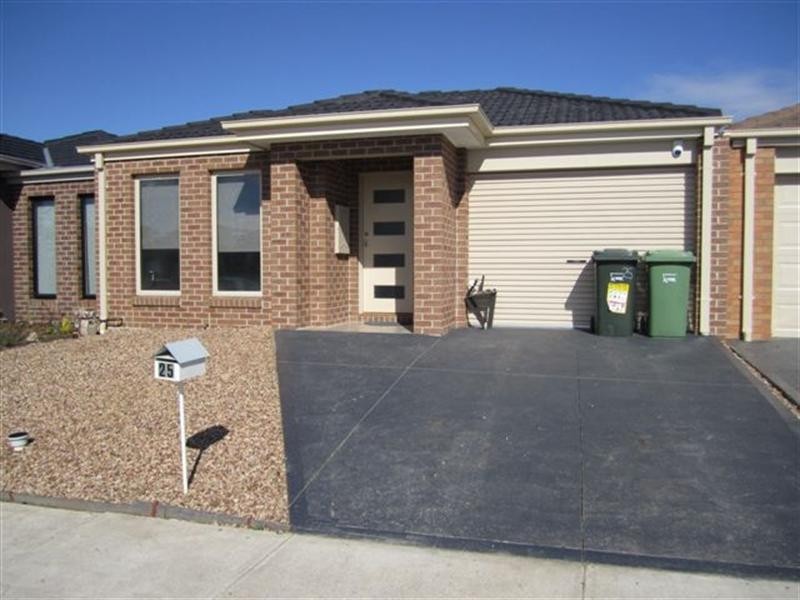 25 Kernan Court, Craigieburn VIC 3064