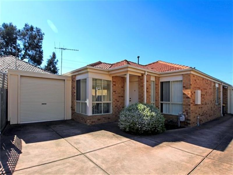2/56 Cosmos Street, Glenroy VIC 3046