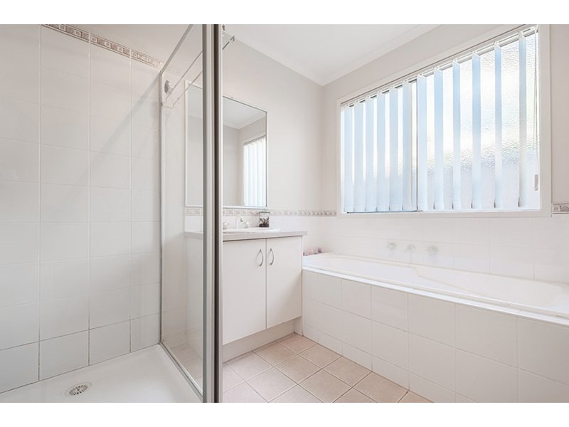 13 Berrima Close, Craigieburn VIC 3064