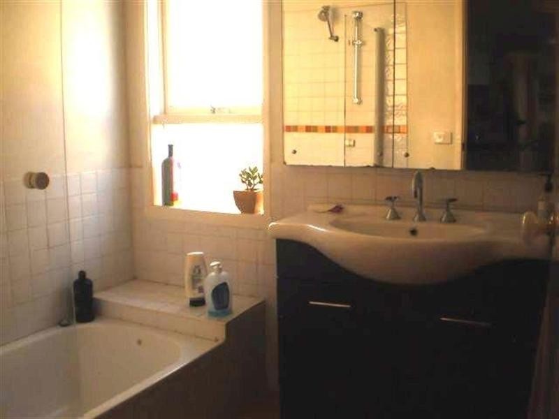 3 Rossdale Street, Craigieburn VIC 3064