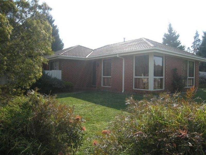 27 Banbury Crescent, Craigieburn VIC 3064