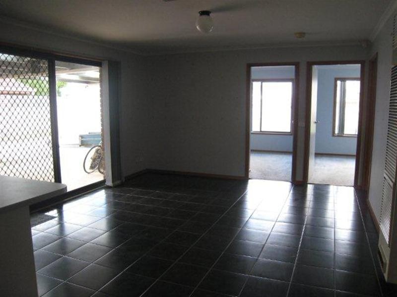 41 Newlyn Drive, Craigieburn VIC 3064