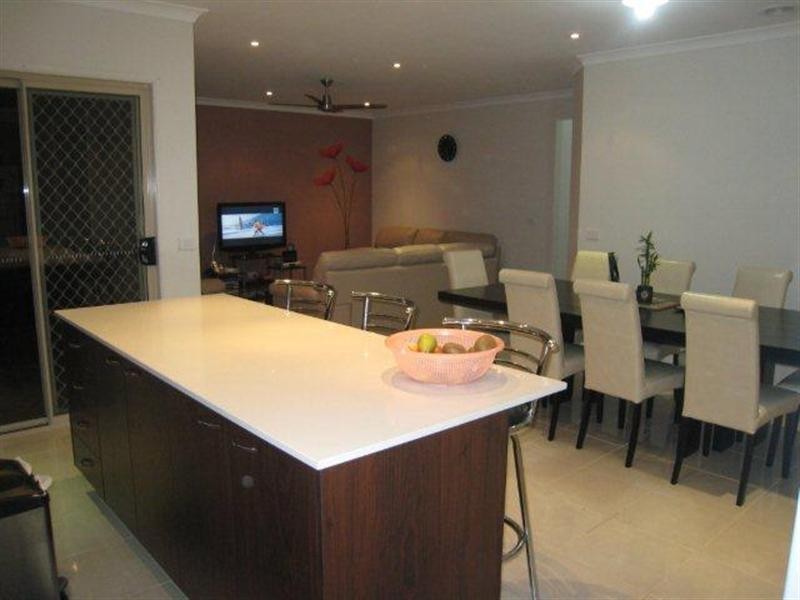 20 Falls Avenue, Craigieburn VIC 3064