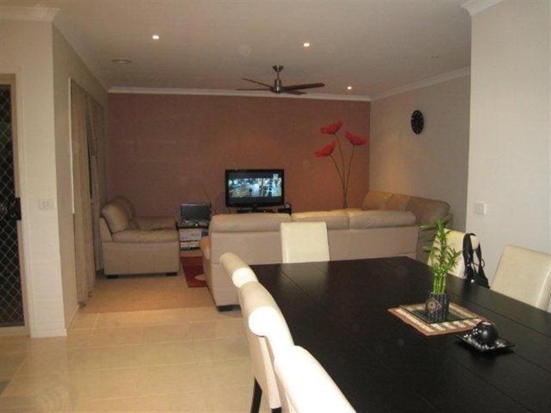 20 Falls Avenue, Craigieburn VIC 3064