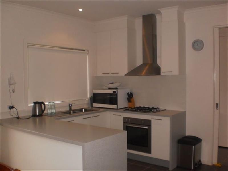 41 Kinglake Crescent, Craigieburn VIC 3064