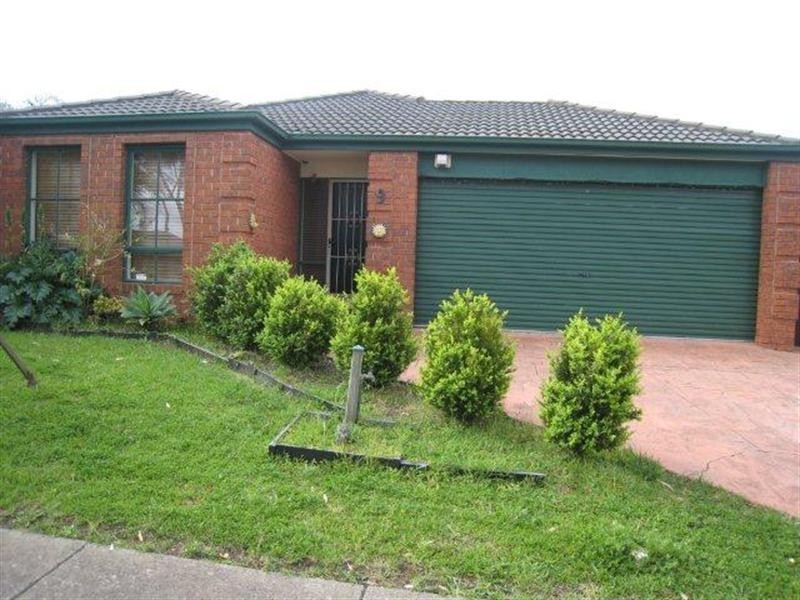 9 Mc Kenzie Crescent, Roxburgh Park VIC 3064