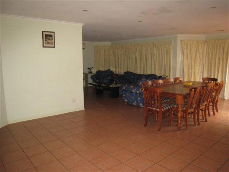 9 Mc Kenzie Crescent, Roxburgh Park VIC 3064