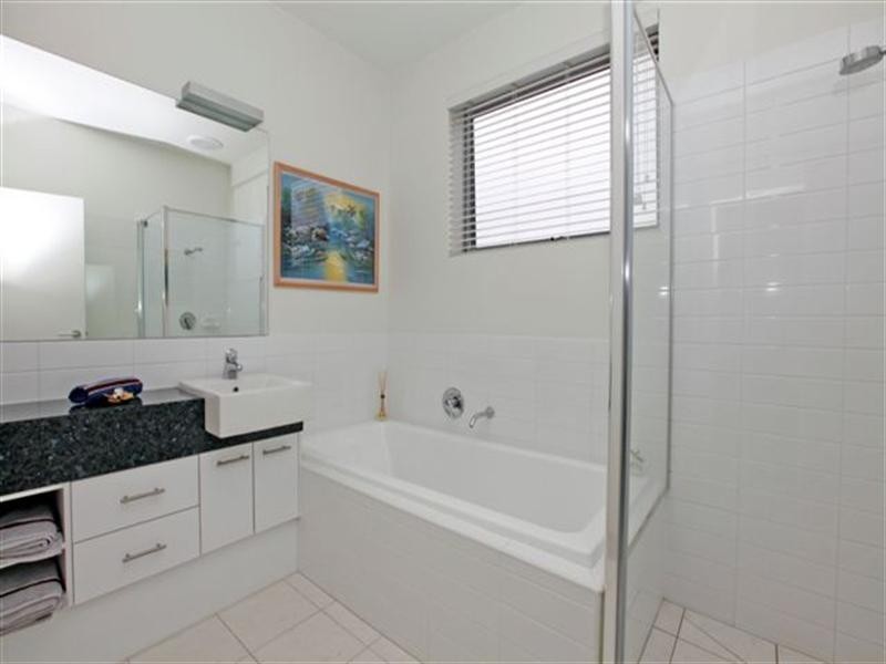 1 Tiree Lane, Craigieburn VIC 3064