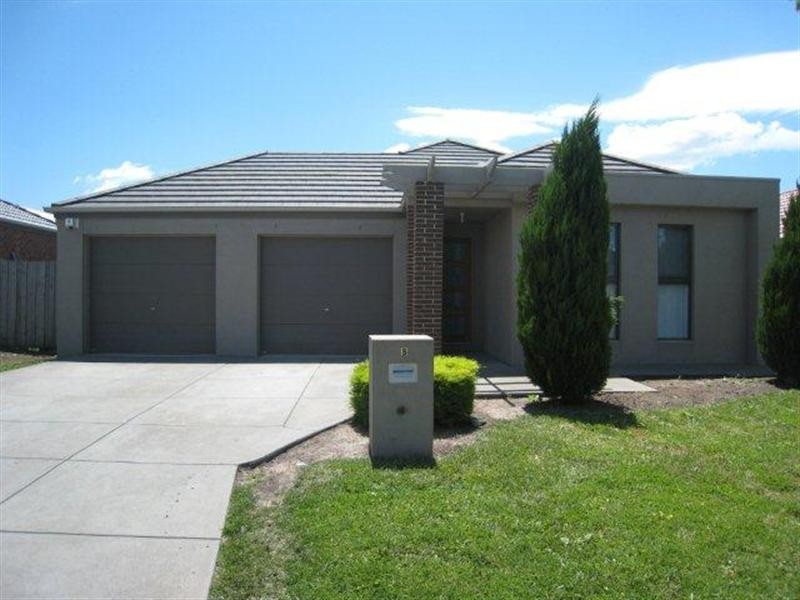 8 Eastwood Place, Craigieburn VIC 3064