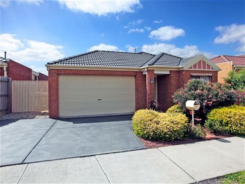 17 Merrivale Place, Roxburgh Park VIC 3064
