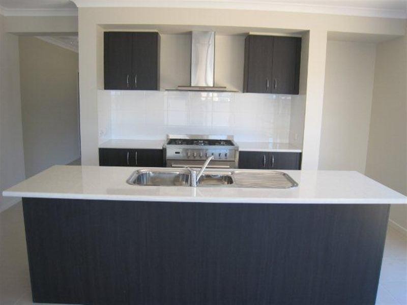 23 Grevillia Street, Craigieburn VIC 3064